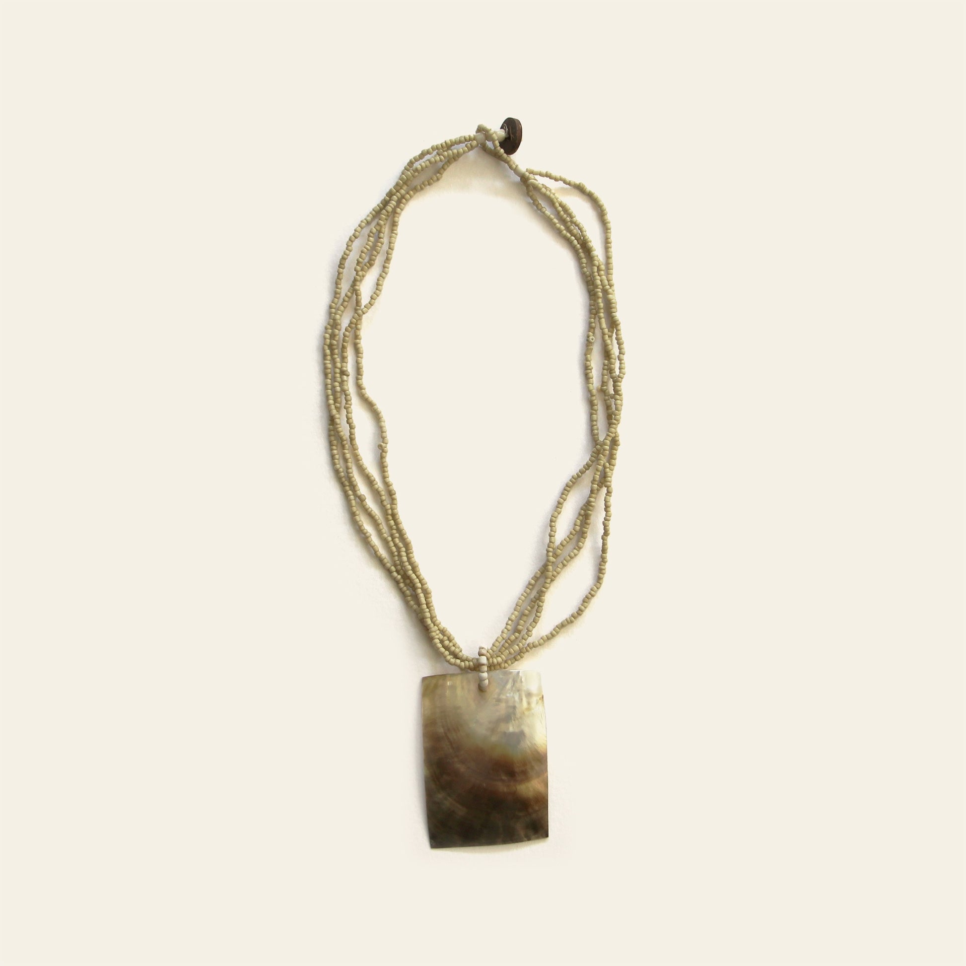 Rectangular mother-of-pearl pendant necklace with beige seed beads – Nayabijou.